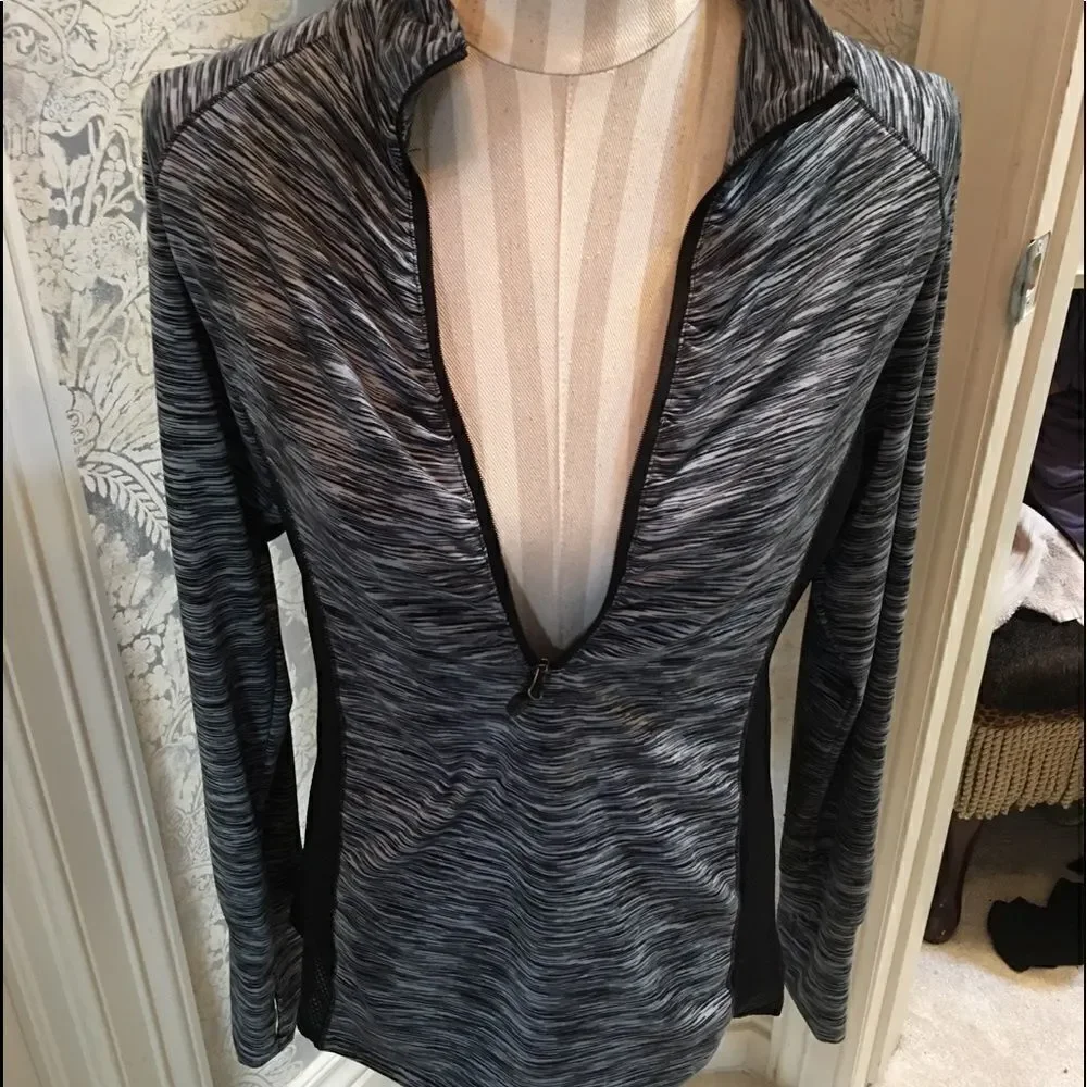 ATHLETIC COVER Up Top